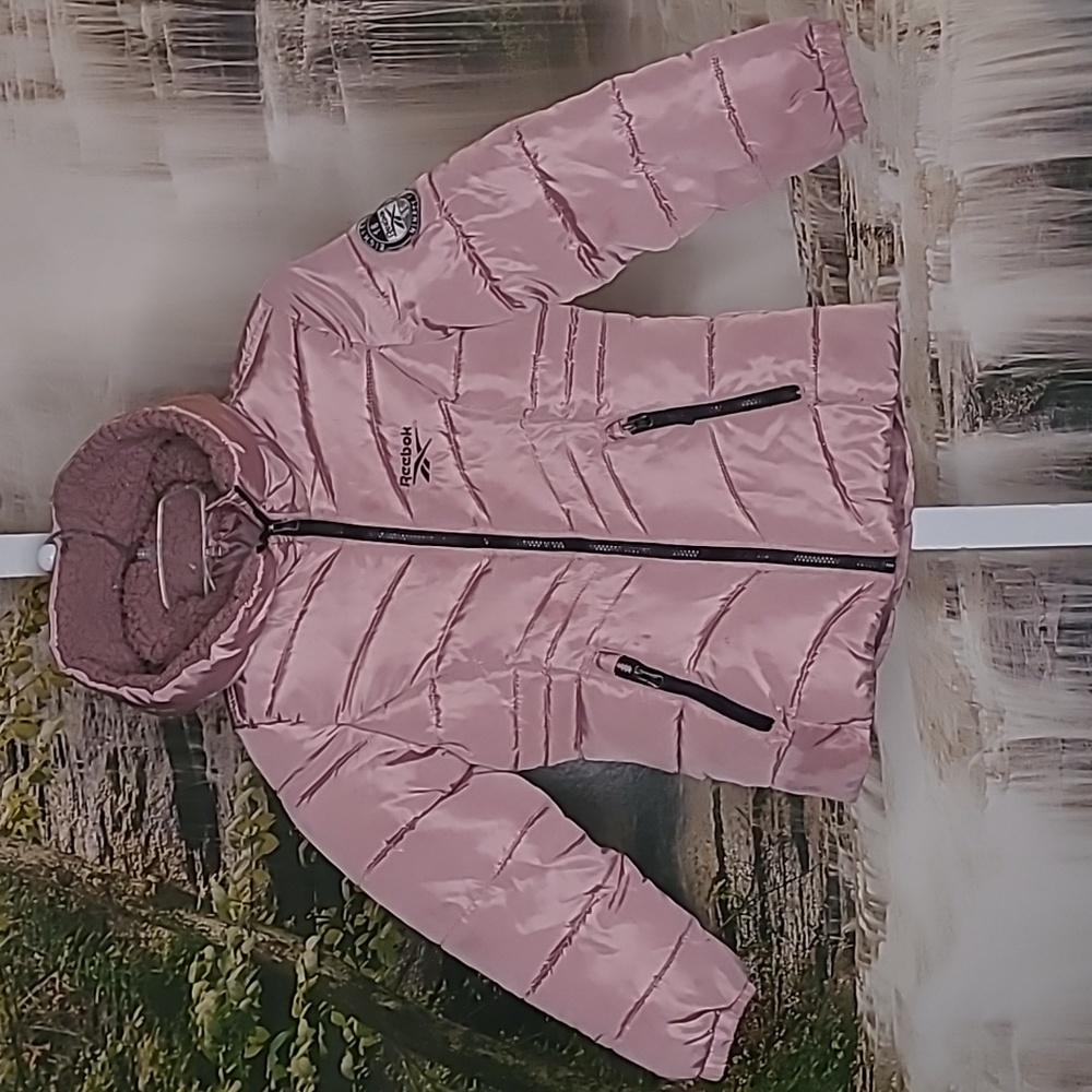 Reebok Girls Medium Sherpa Puffy shimmery faux fur winter jacket dusty rose